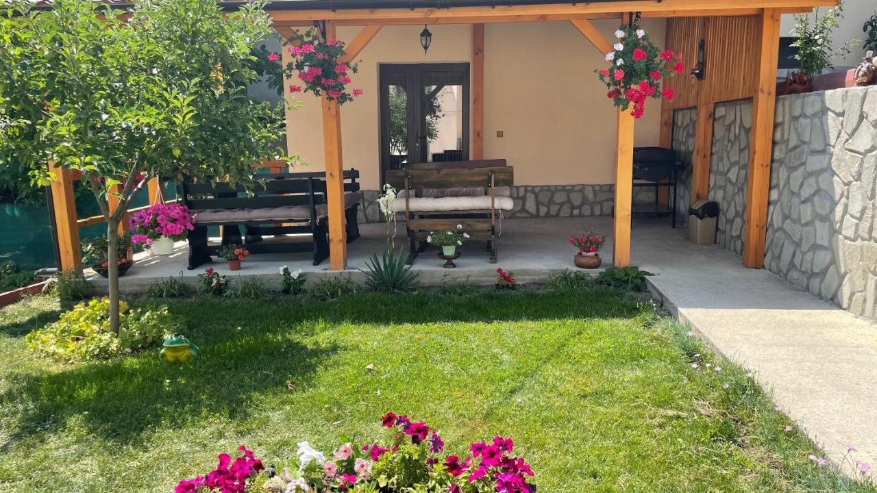 Saint Maria Guest House ヴェリングラード エクステリア 写真